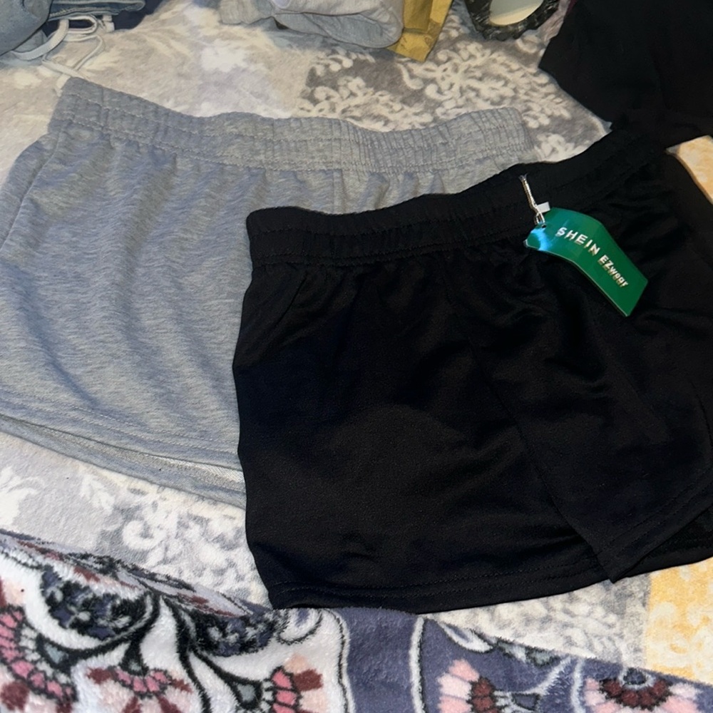 set of 2 pairs of shorts